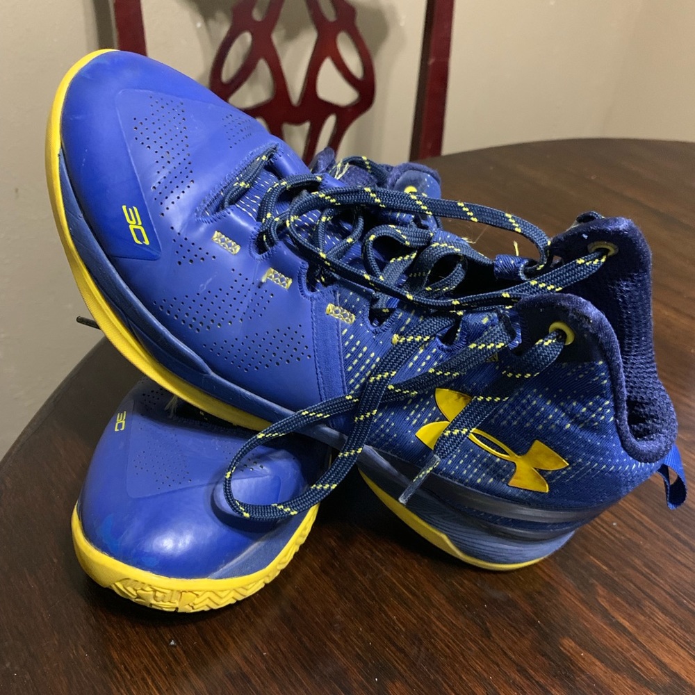 Under Armor Shoe